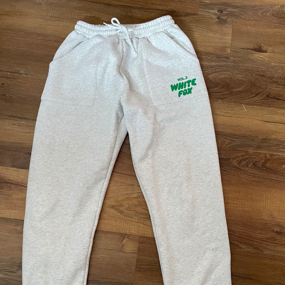 White Fox Women's Sweatpants